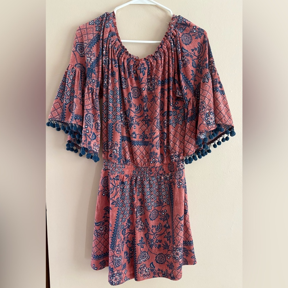 C EST 1946 Floral Boho Short Bell Sleeve Off the Shoulder Romper Size Small - Picture 4 of 5